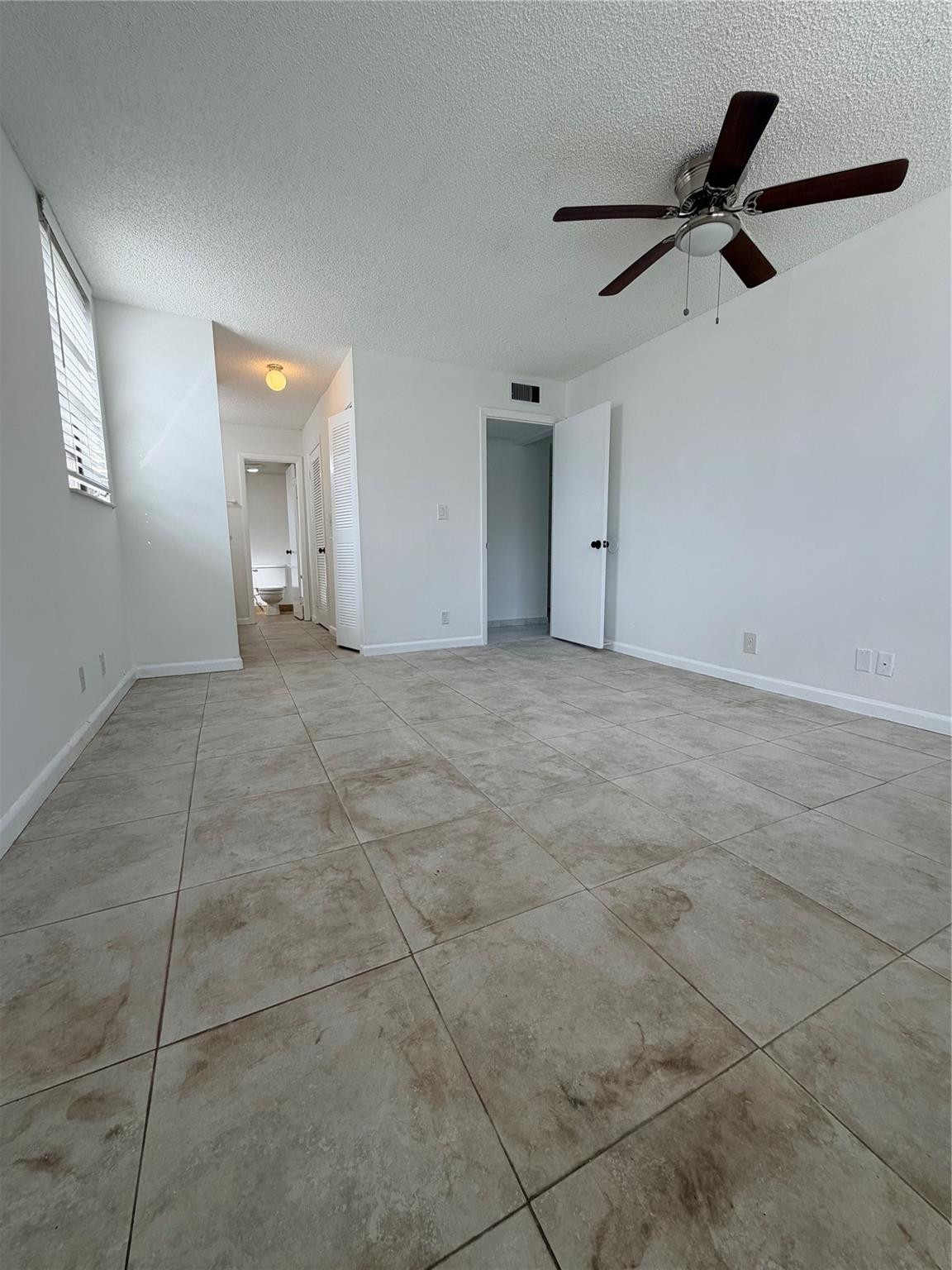 3100 N Pine Island Road 310 Property Photo 15