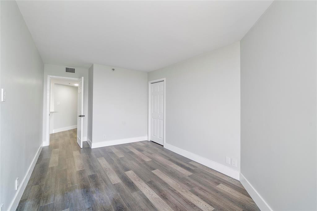 300 Three Islands Boulevard 306 Property Photo 15