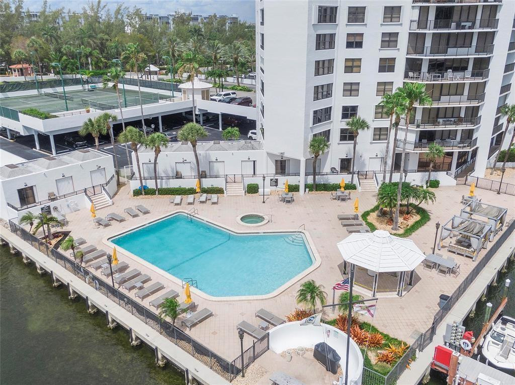 300 Three Islands Boulevard 306 Property Photo 40