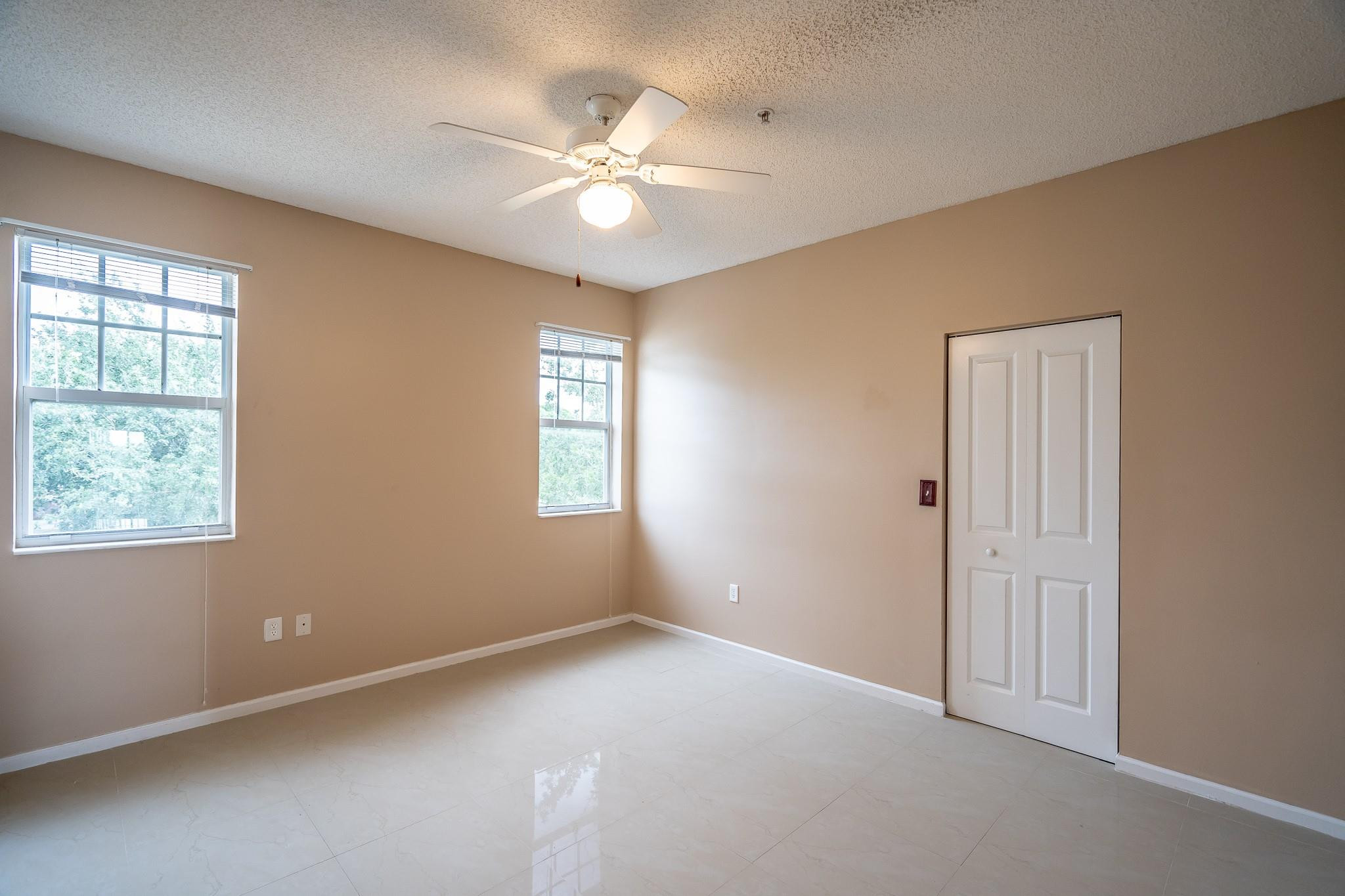 5800 W Sample Road 308 Property Photo 10