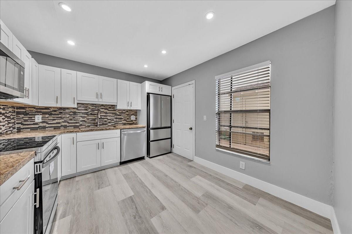 1500 N Congress Avenue C31 Property Photo 11