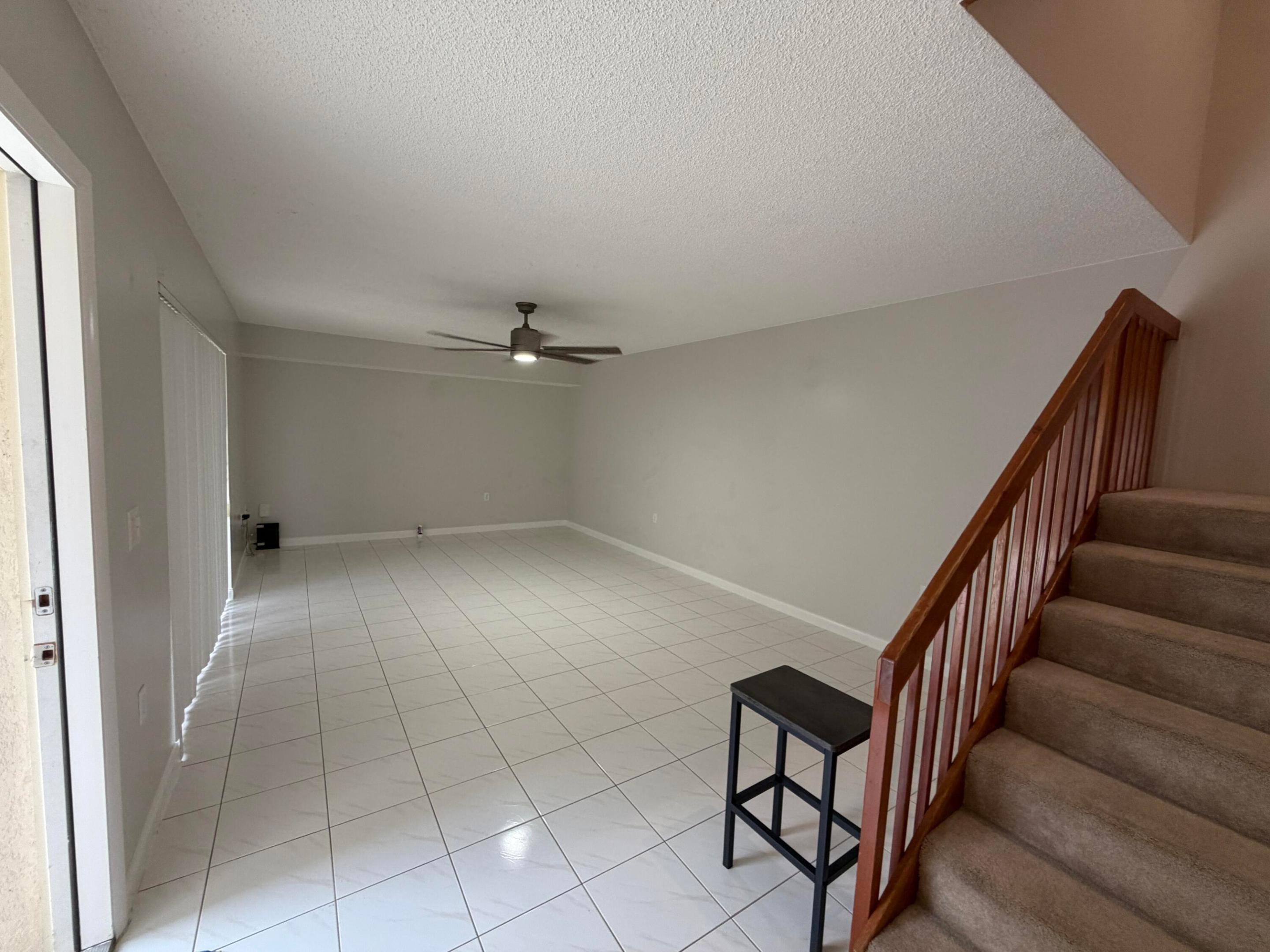 7622 N 76th Way 200 Property Photo 8