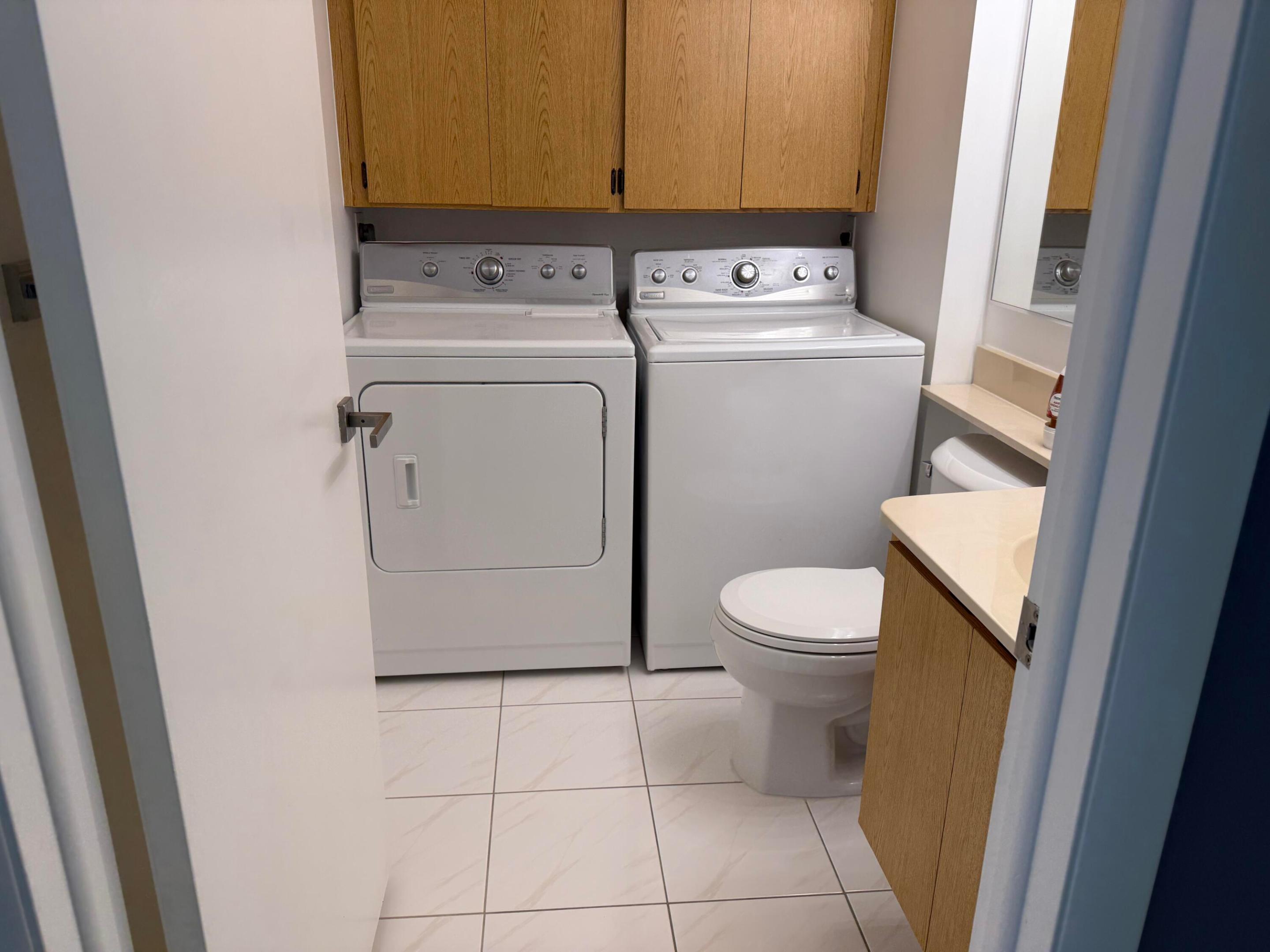 7622 N 76th Way 200 Property Photo 16