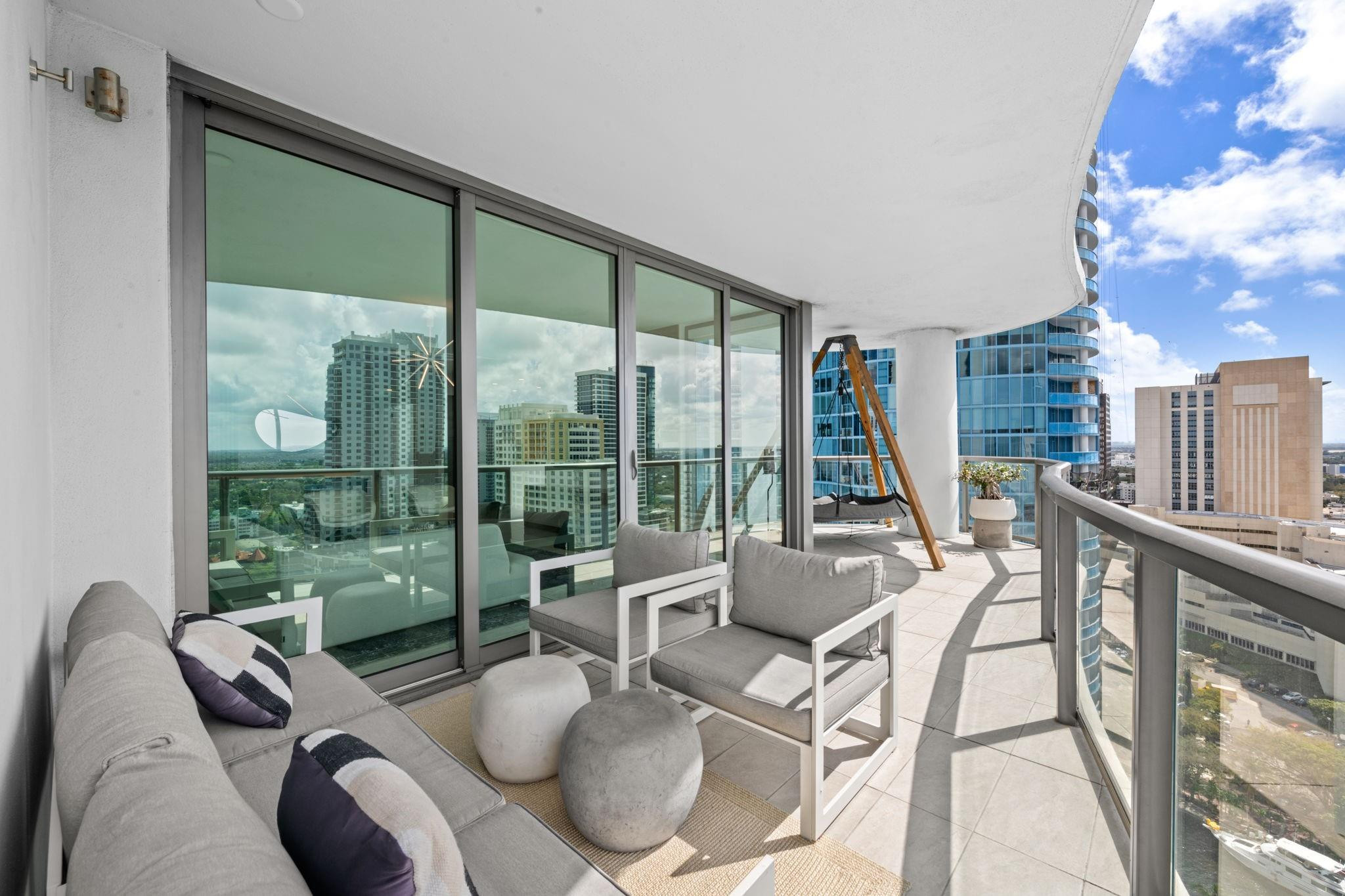 100 E Las Olas Boulevard 2404 Property Photo 12