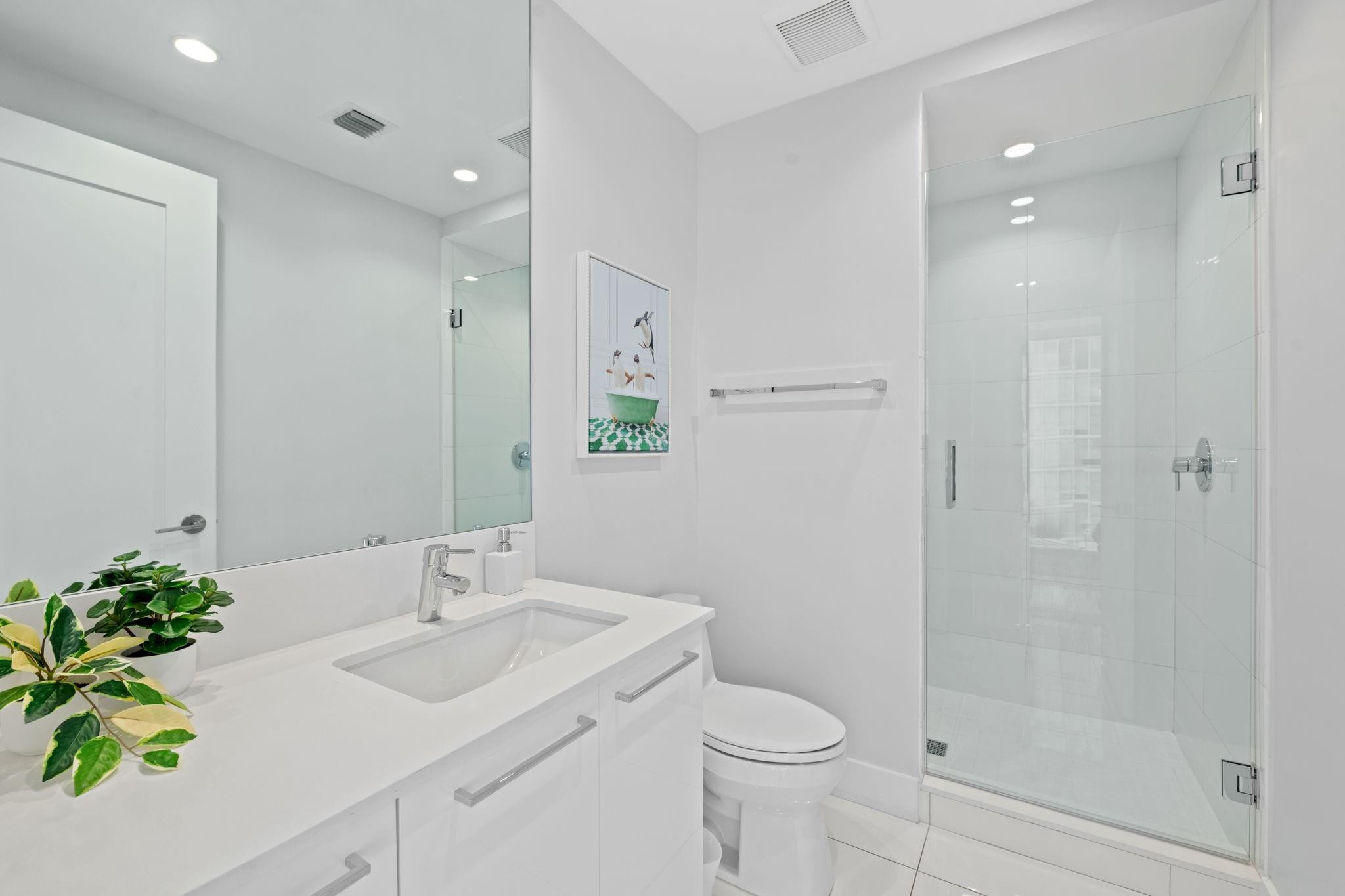 100 E Las Olas Boulevard 2404 Property Photo 30