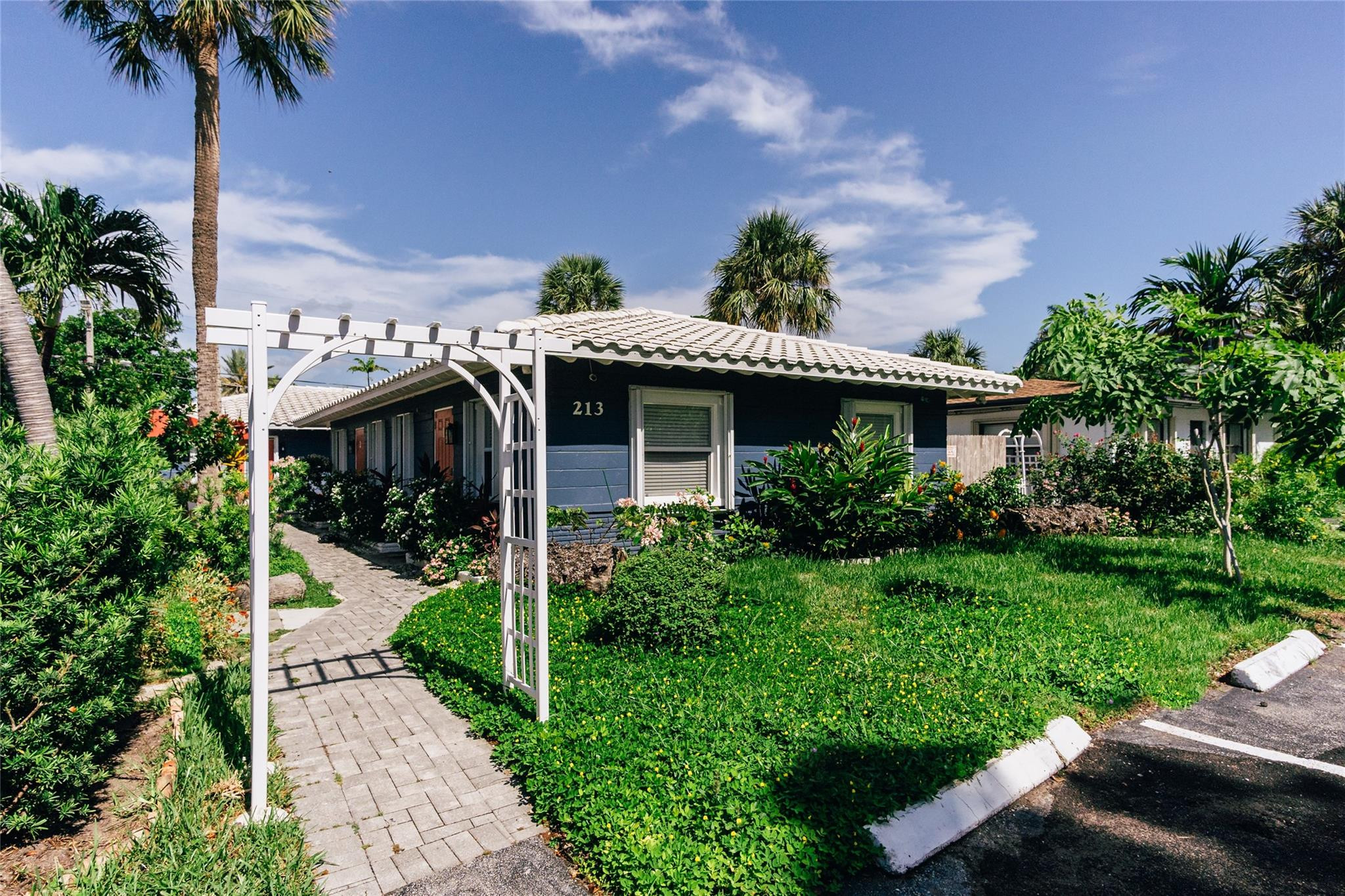 213 Hibiscus Avenue Property Photo 1