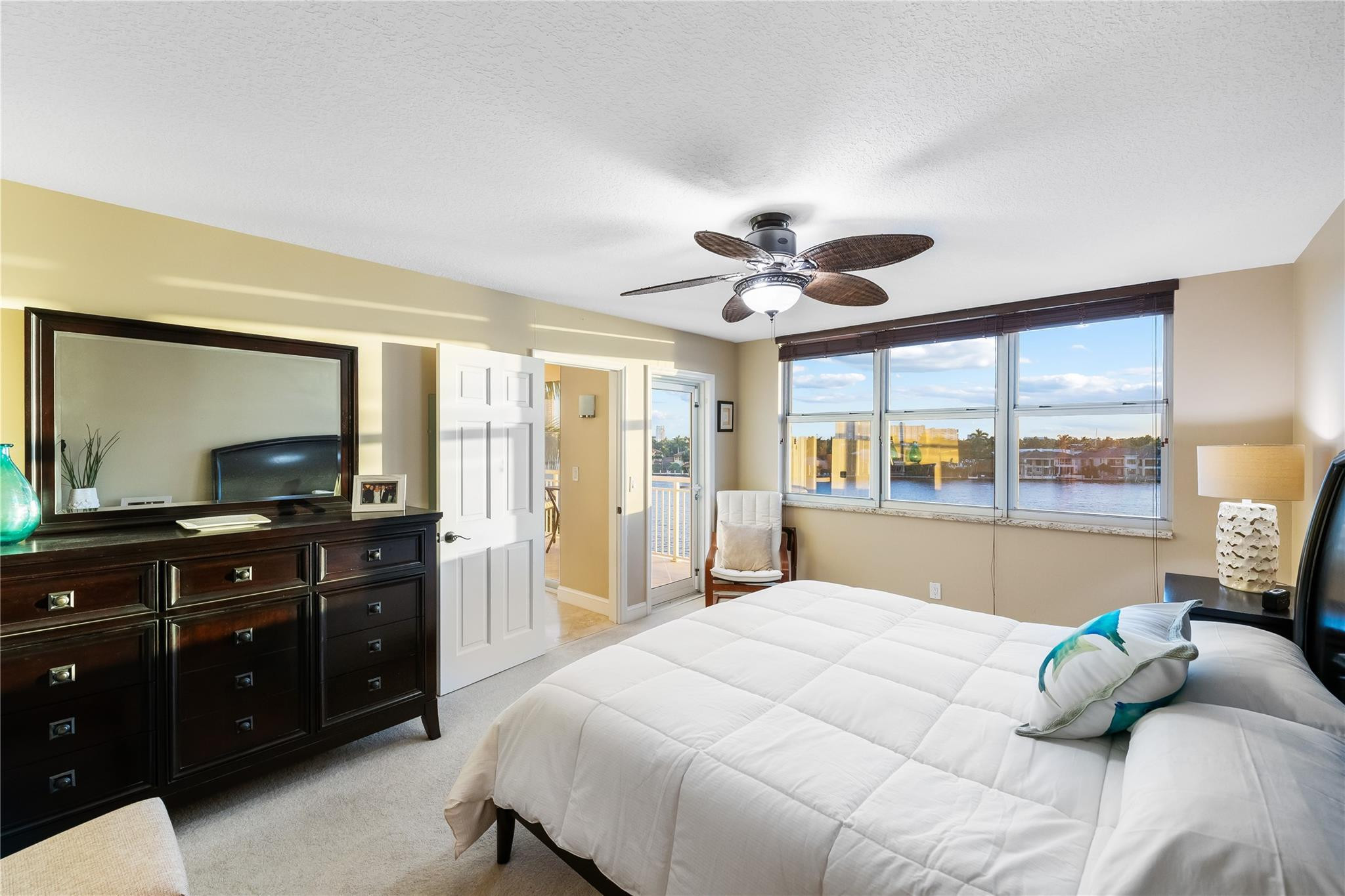 511 Bayshore Drive 501 Property Photo 8