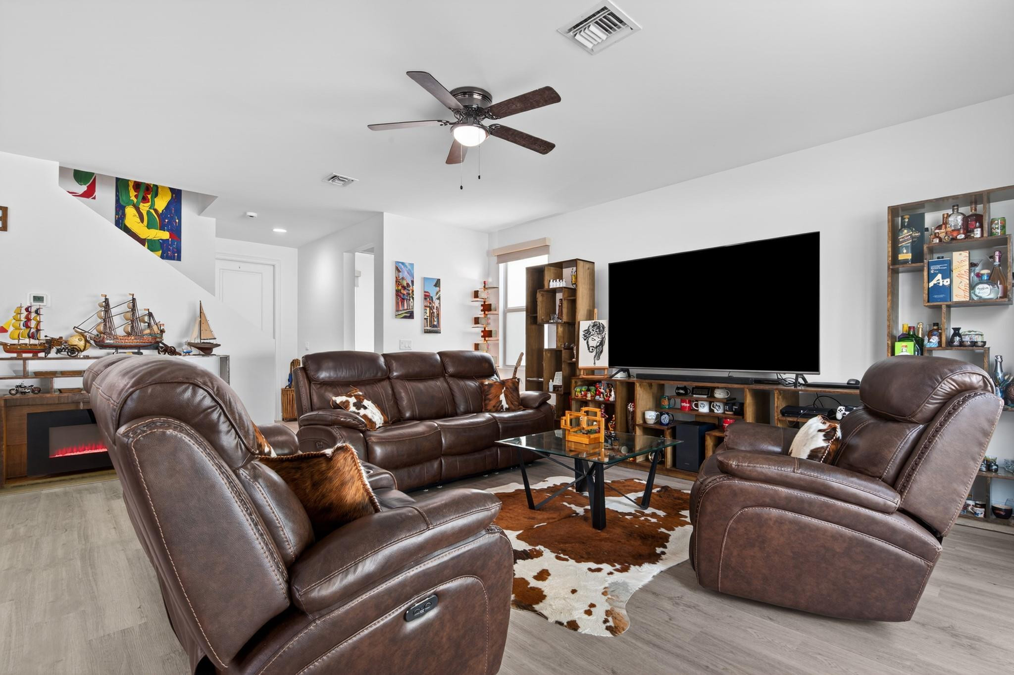 6317 Tenor Drive Property Photo 6