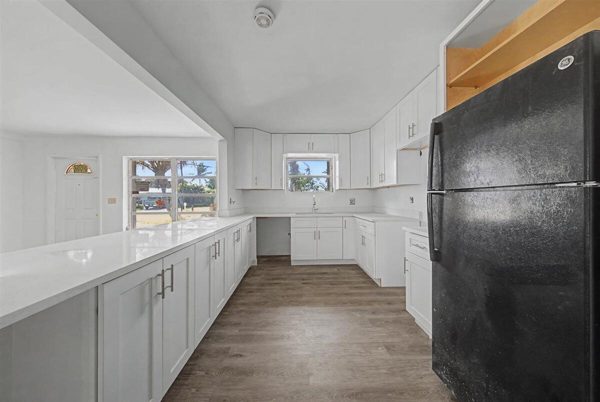7730 W Lake Drive Property Photo 15