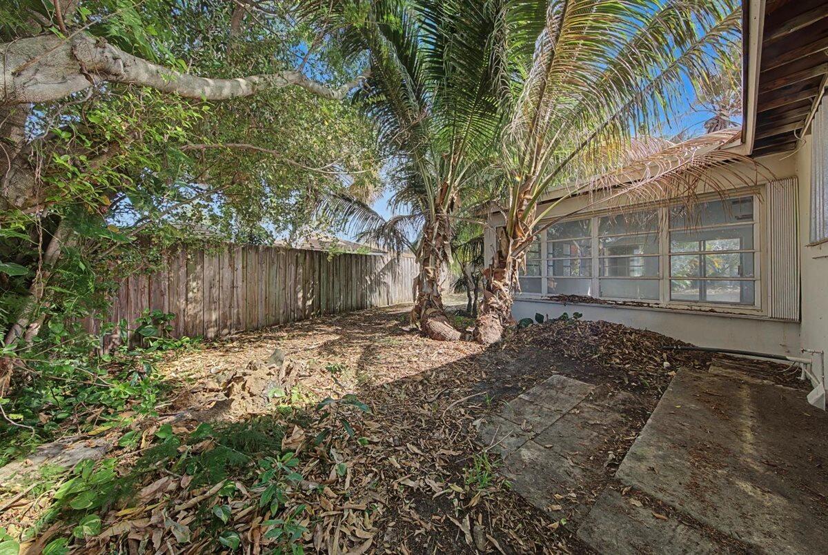 7730 W Lake Drive Property Photo 43