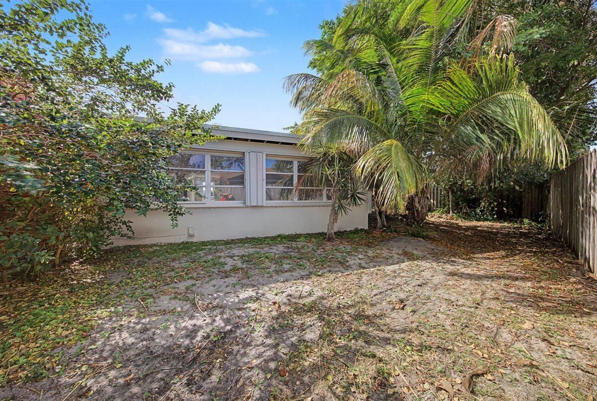 7730 W Lake Drive Property Photo 45