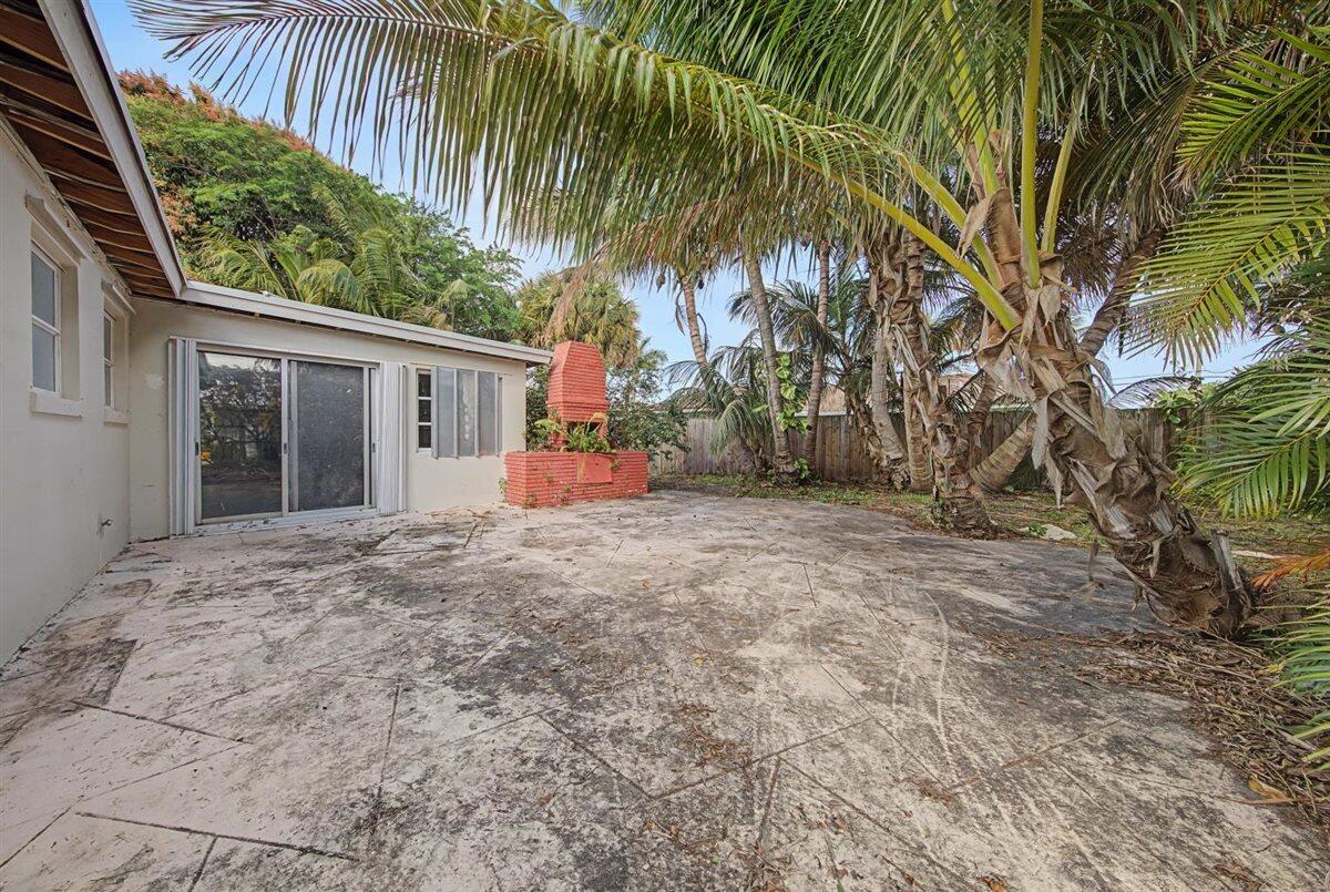 7730 W Lake Drive Property Photo 47