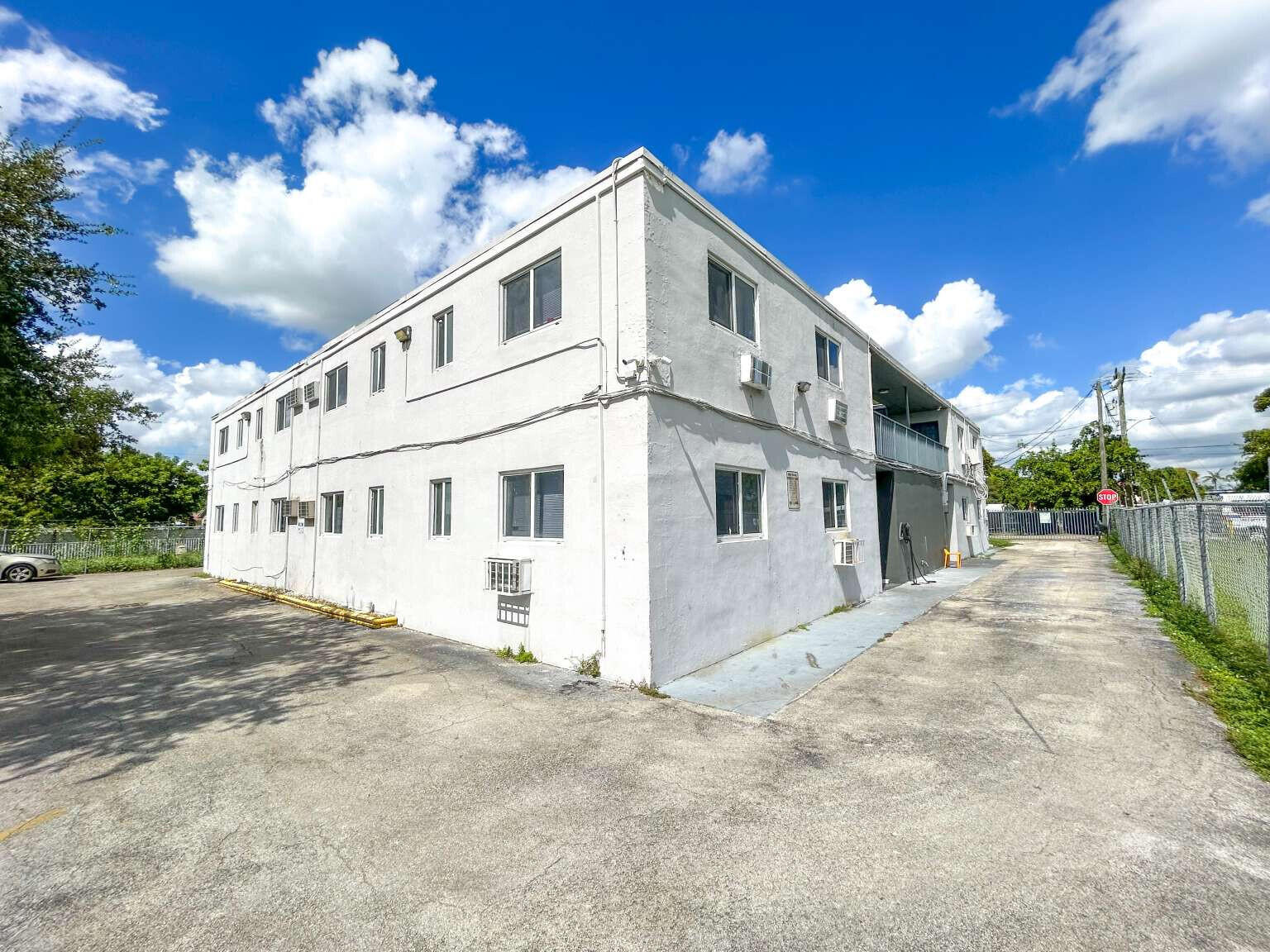 734 Nw 80th Street Property Photo 11