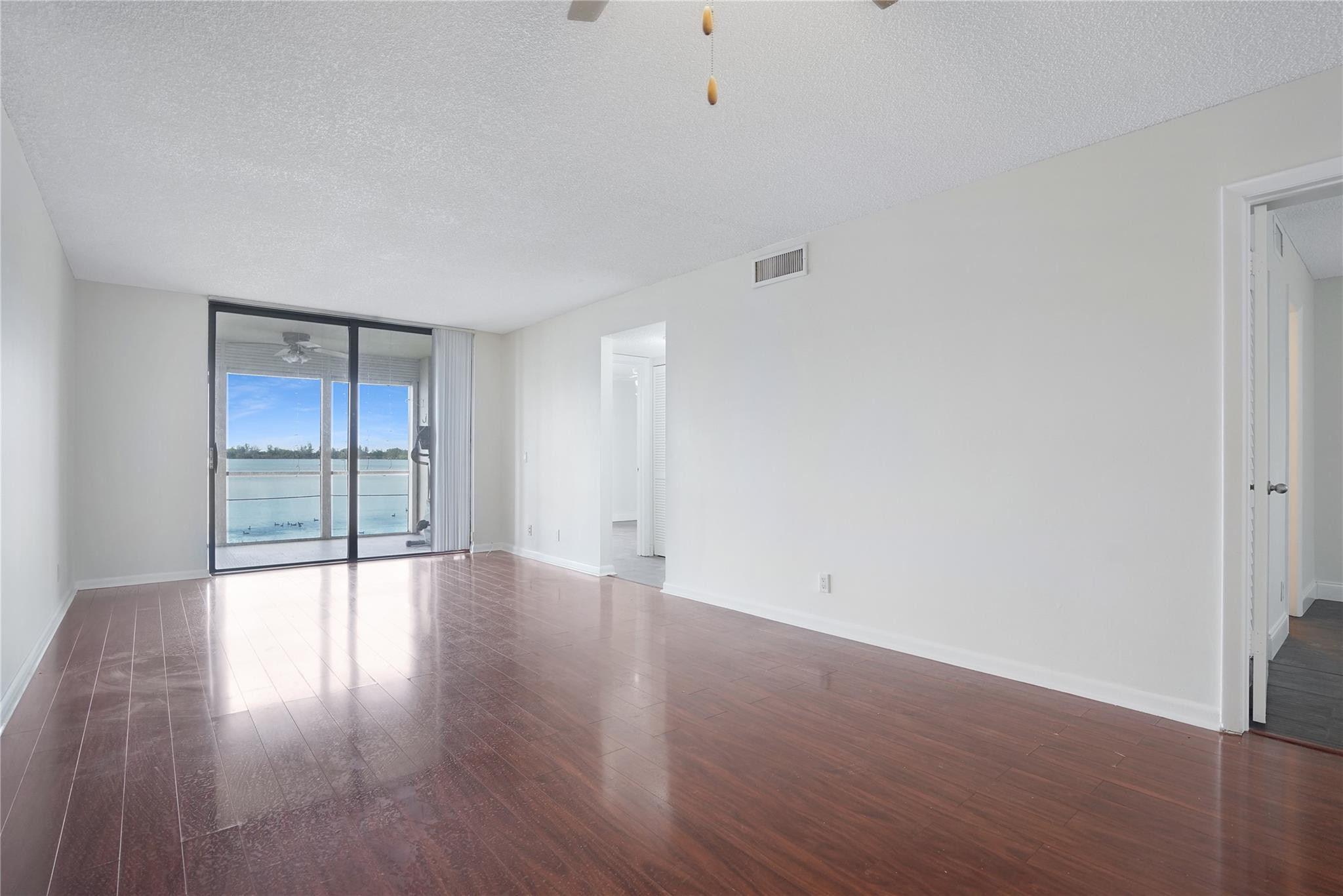 109 Lake Emerald Drive 110 Property Photo 10