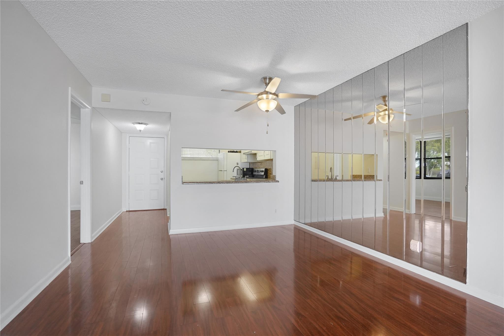 109 Lake Emerald Drive 110 Property Photo 14