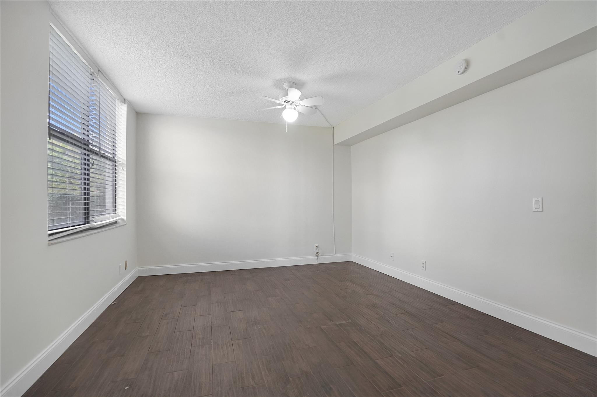 109 Lake Emerald Drive 110 Property Photo 16