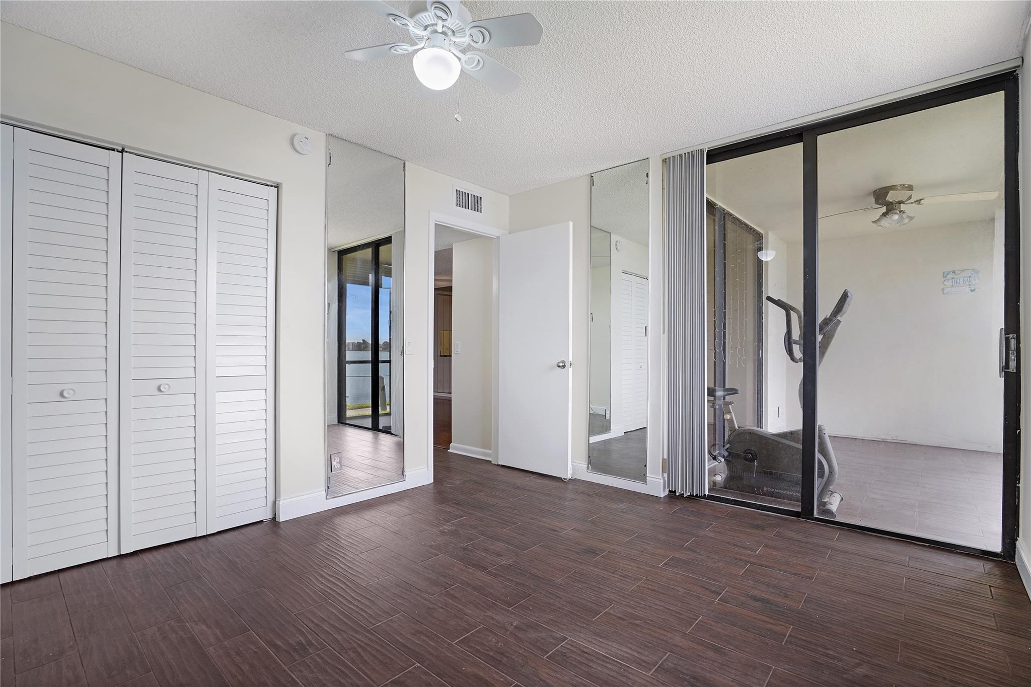 109 Lake Emerald Drive 110 Property Photo 26