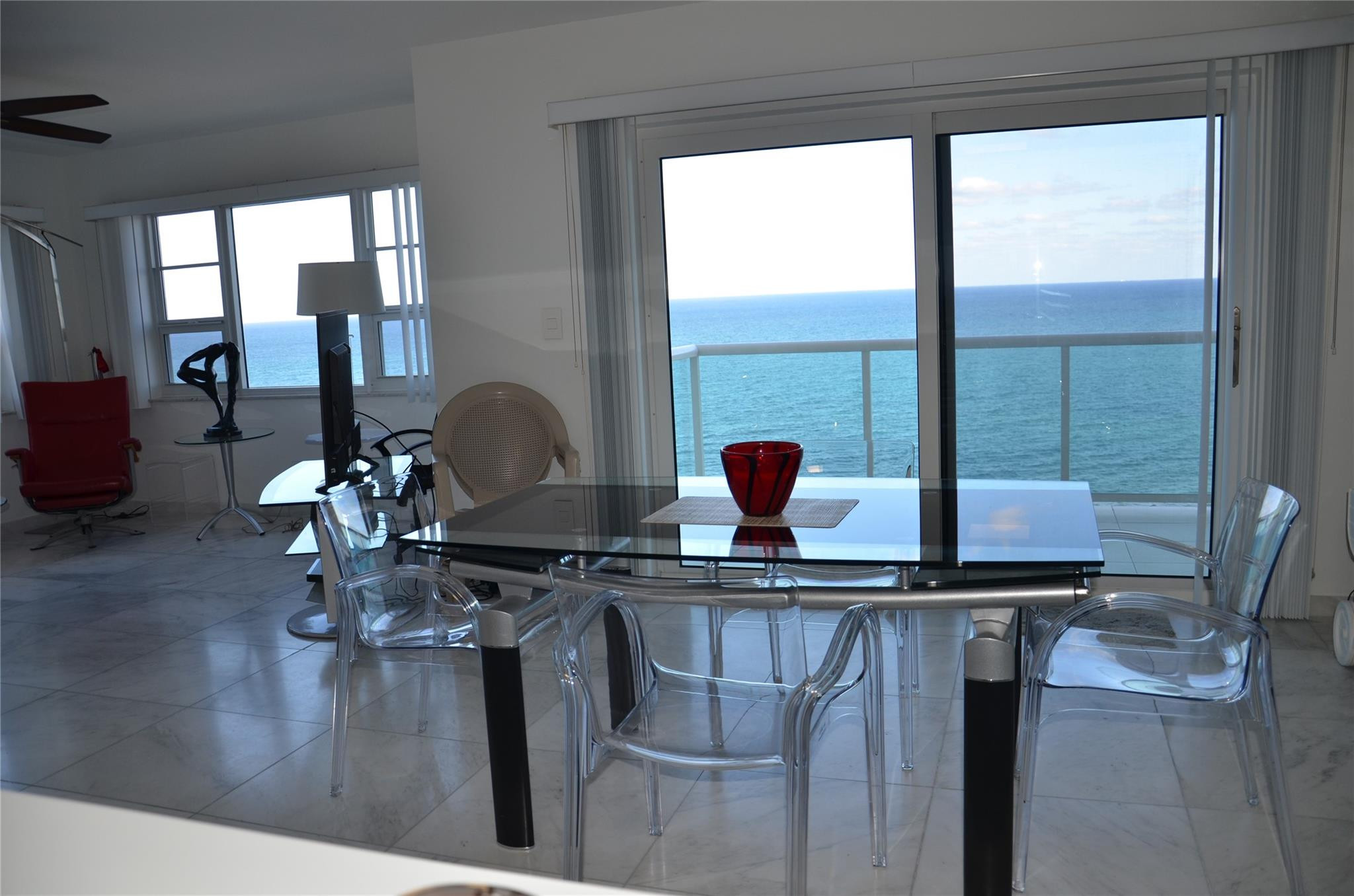 6000 N Ocean Boulevard 12c Property Photo 4