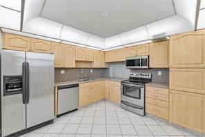 4930 E Sabal Palm Boulevard 402 Property Photo 1