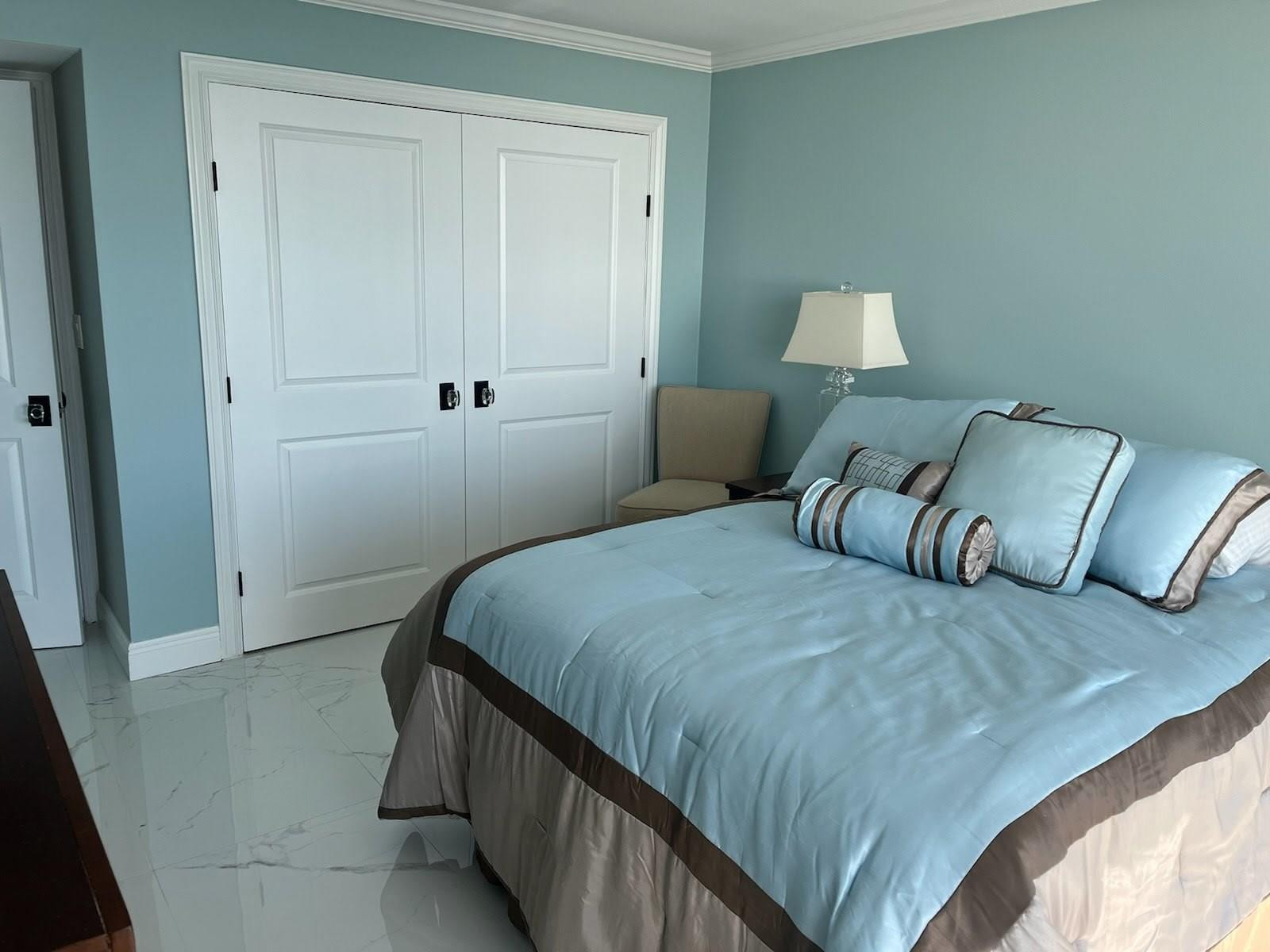 3031 N Ocean Boulevard 1205 Property Photo 9