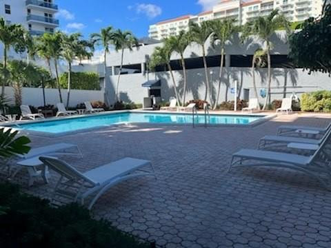 3031 N Ocean Boulevard 1205 Property Photo 14
