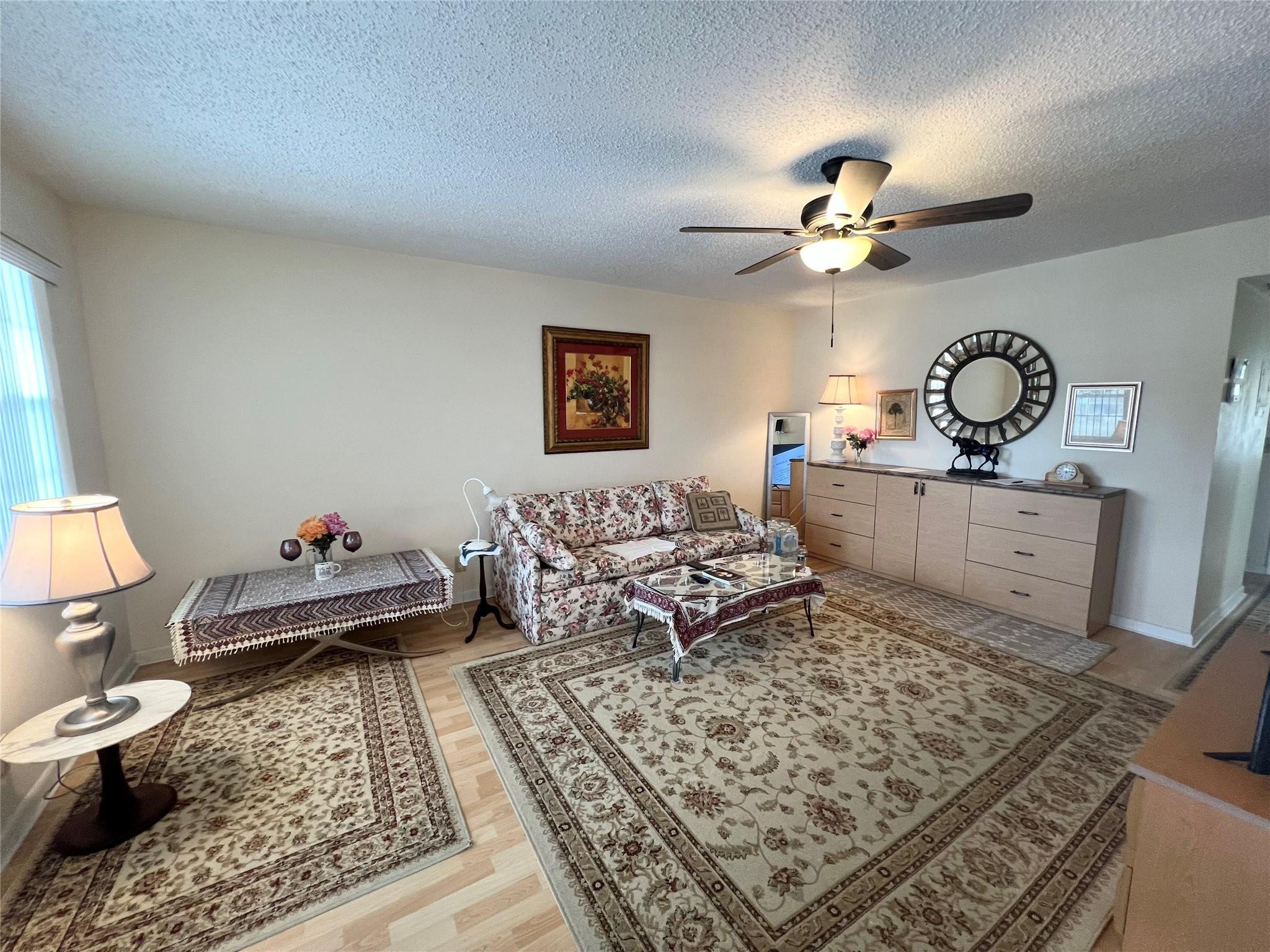 191 Markham I 191 Property Photo 6