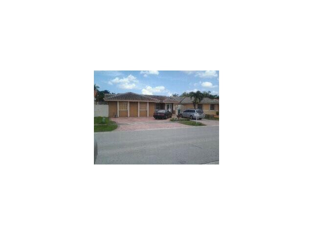 5843 SW 149 Avenue Property Photo 1