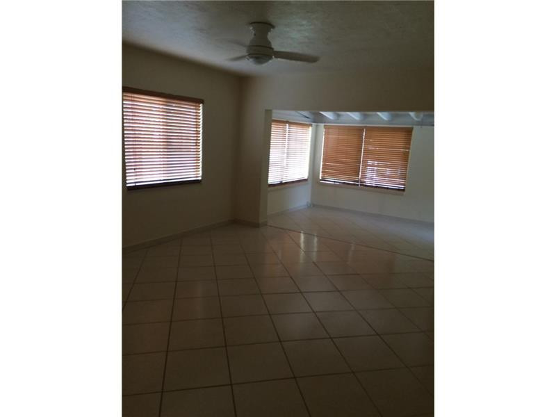 1418 Dewey Street Property Photo 5