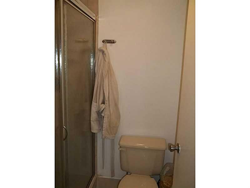 5910 Morningstar Circle 202 Property Photo 13