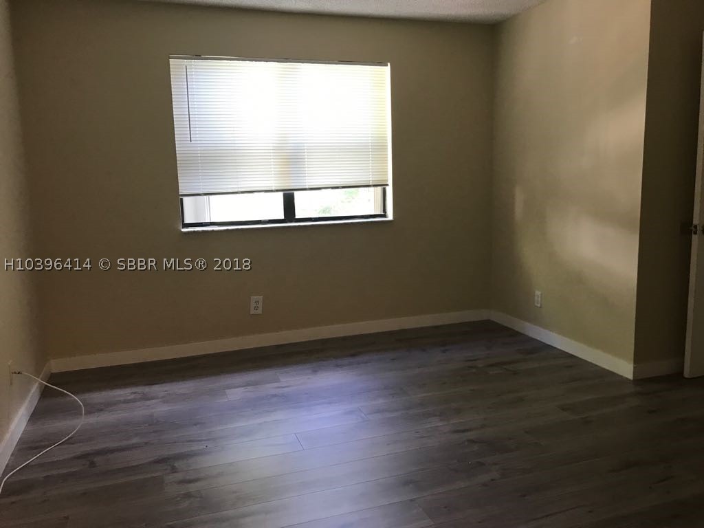 640 S Park Rd 28-4 Property Photo 11