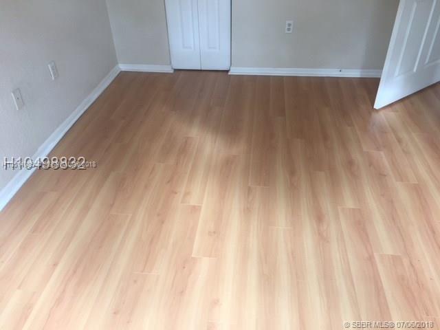 2305 Belmont Ln 2305 Property Photo 10