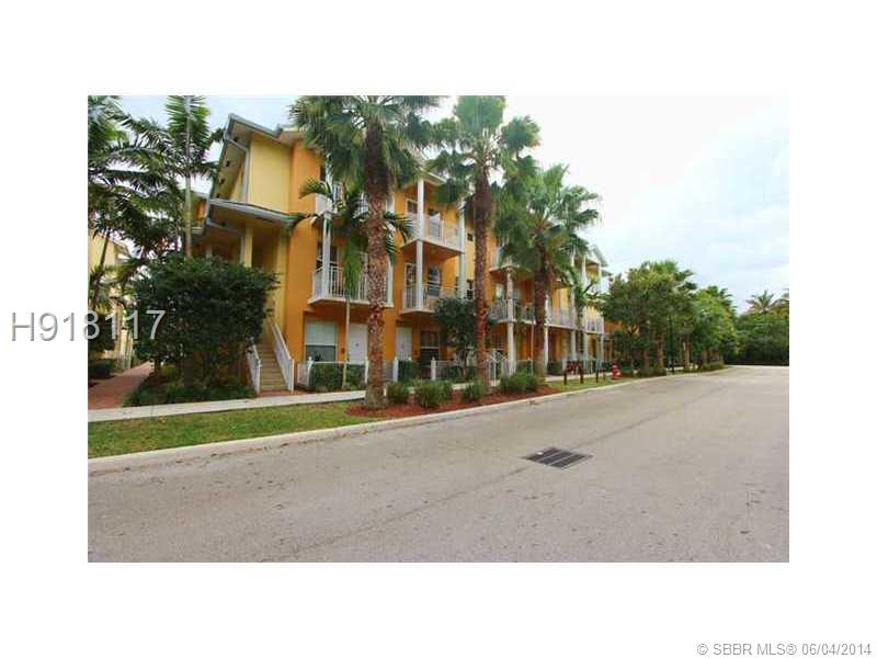 H918117 Property Photo 1