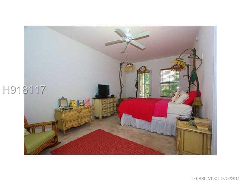 H918117 Property Photo 7