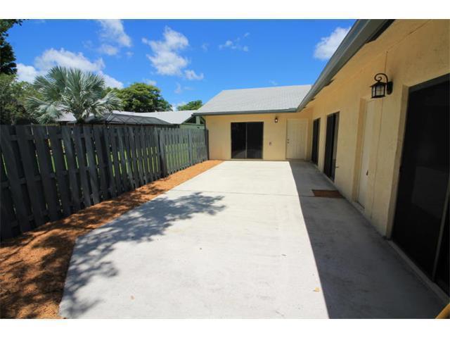 1158 Summit Trail Circle B Property Photo 1