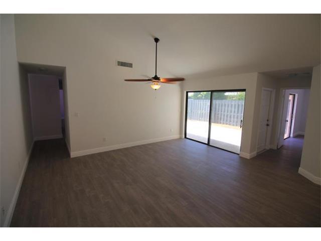 1158 Summit Trail Circle B Property Photo 4