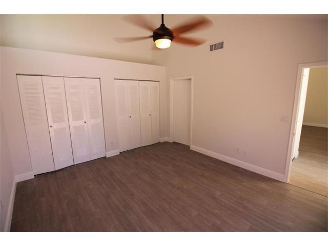 1158 Summit Trail Circle B Property Photo 7