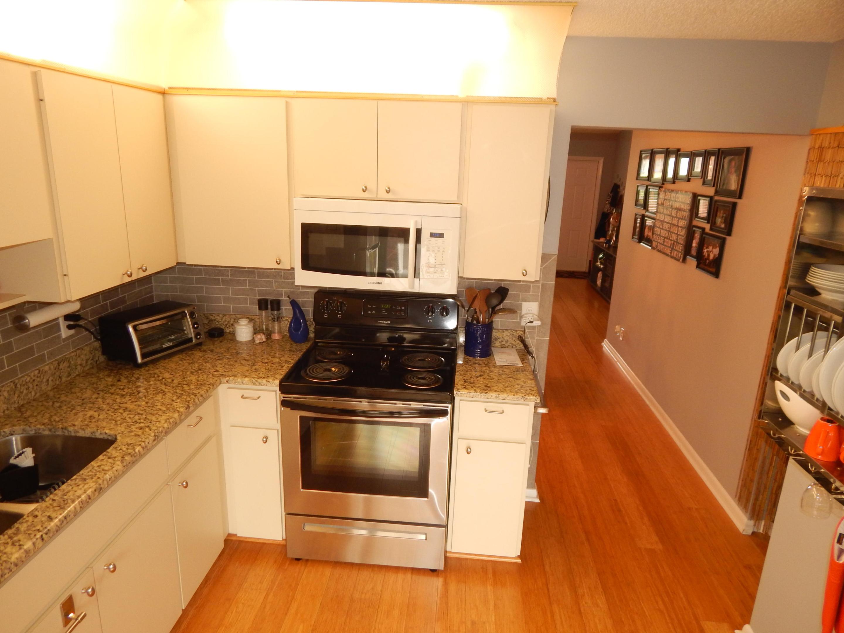 8071 Se Villa Circle Property Photo 5