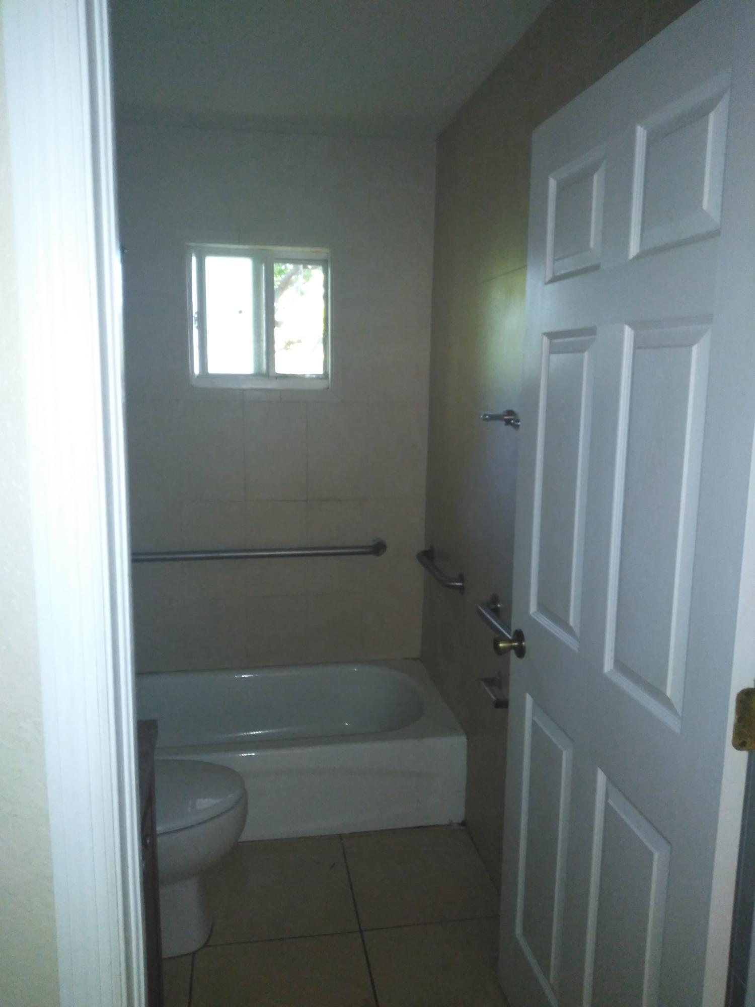1431 Nw 55th Terrace Property Photo 9
