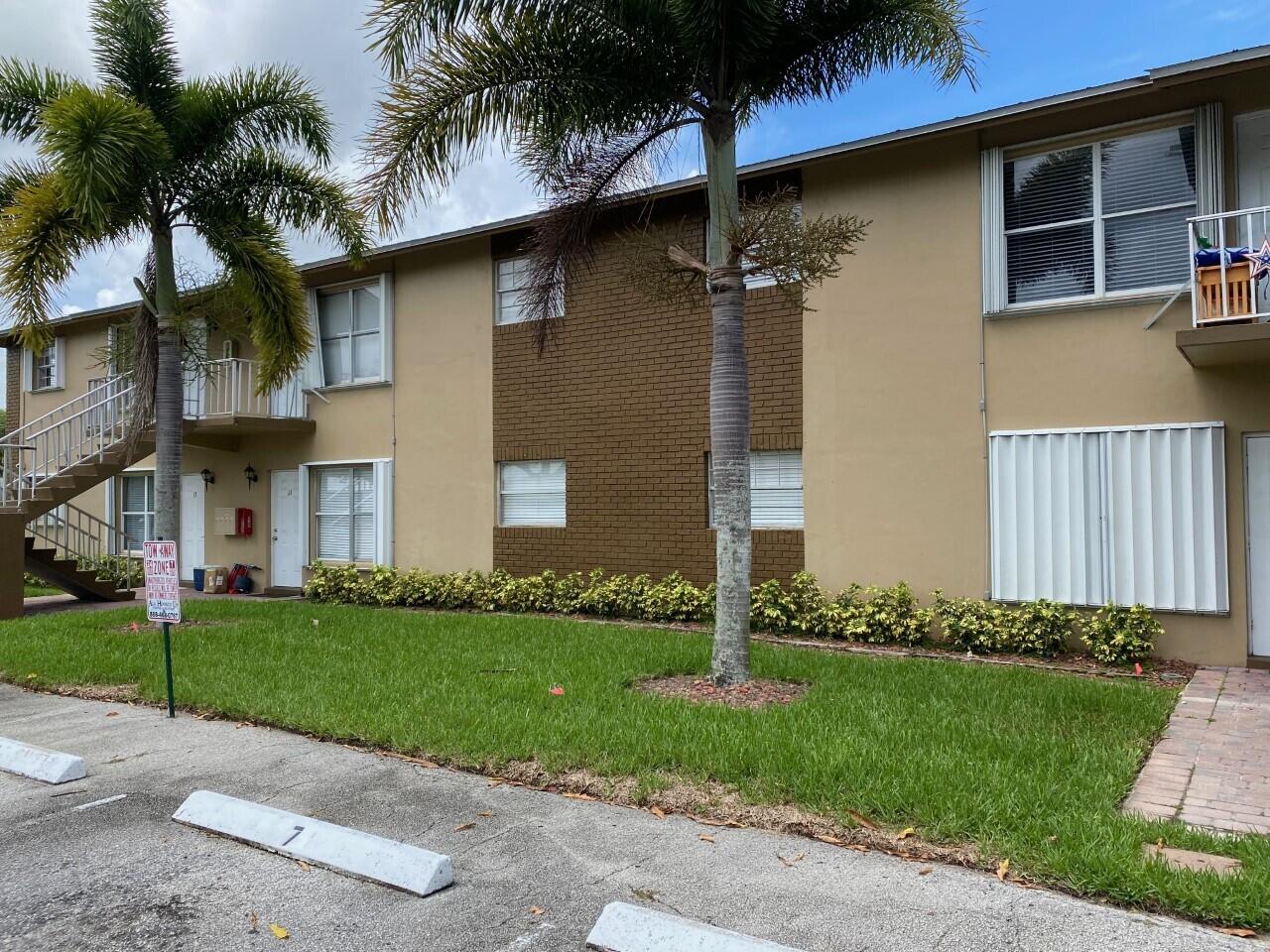 3 Sw Hideaway Place Property Photo 1