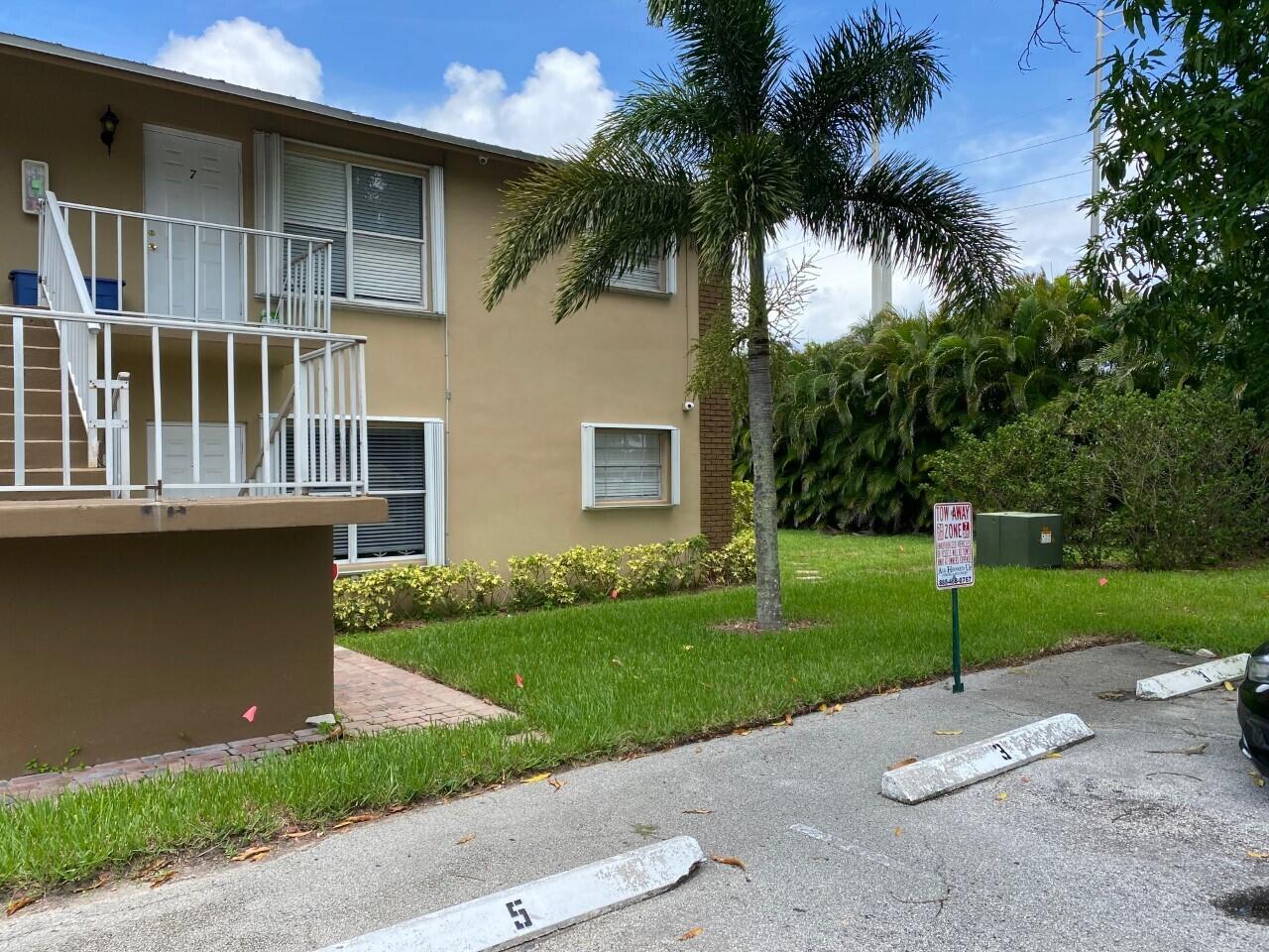 3 Sw Hideaway Place Property Photo 3