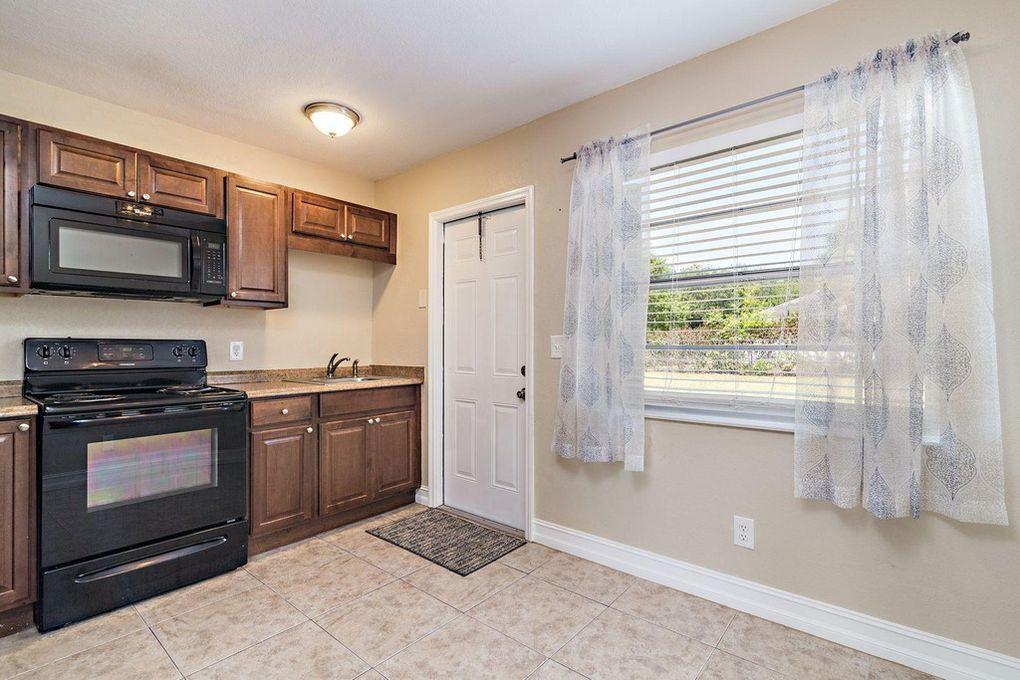 3 Sw Hideaway Place Property Photo 23
