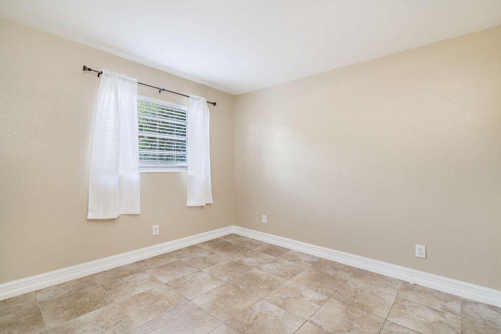 3 Sw Hideaway Place Property Photo 26