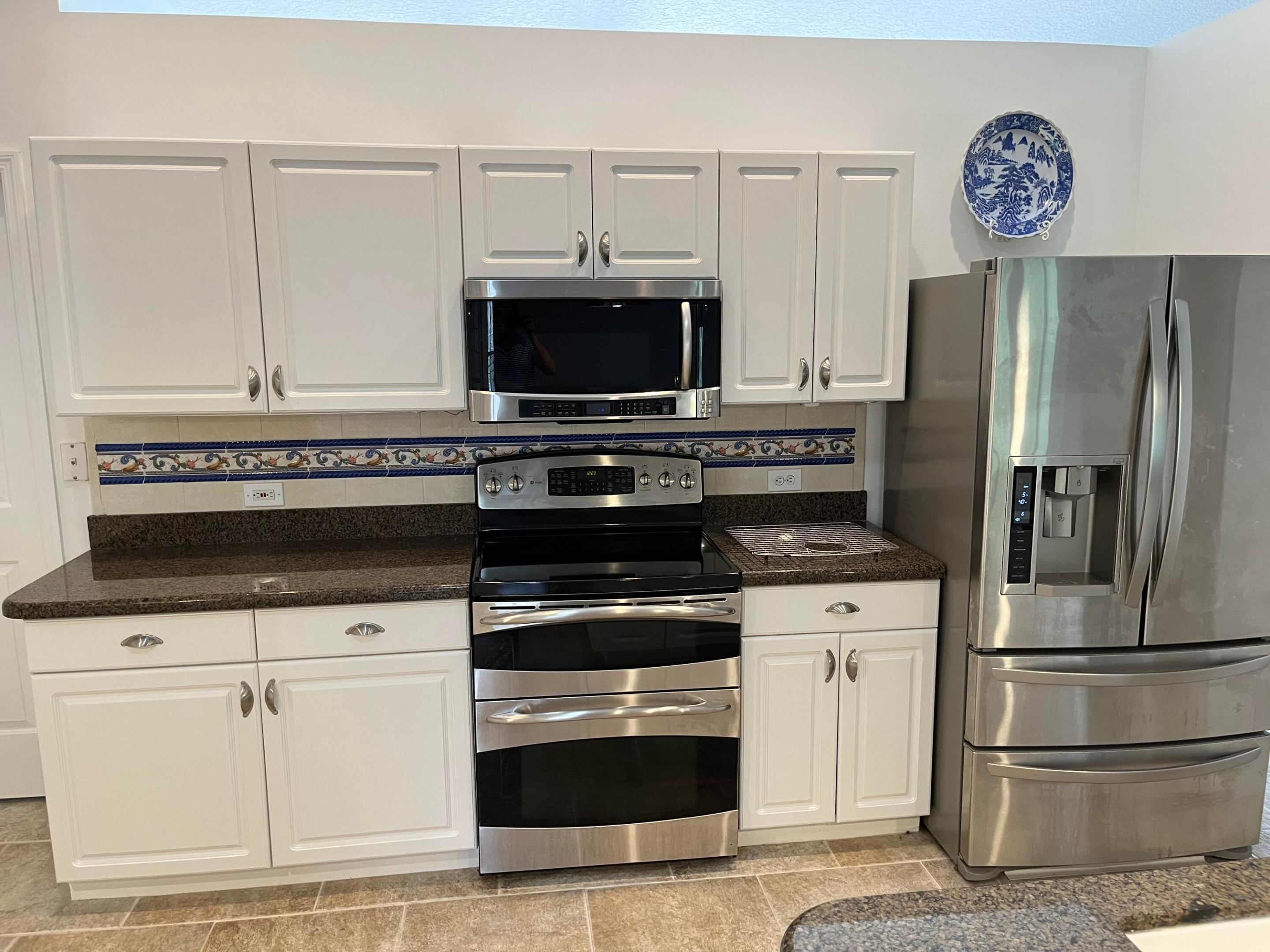 5020 4th Place Property Photo 10