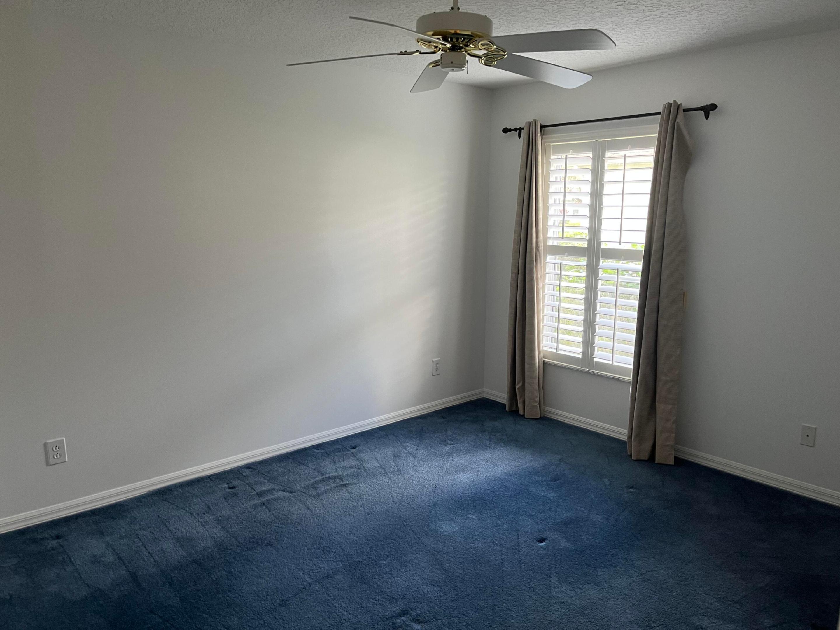 5020 4th Place Property Photo 21