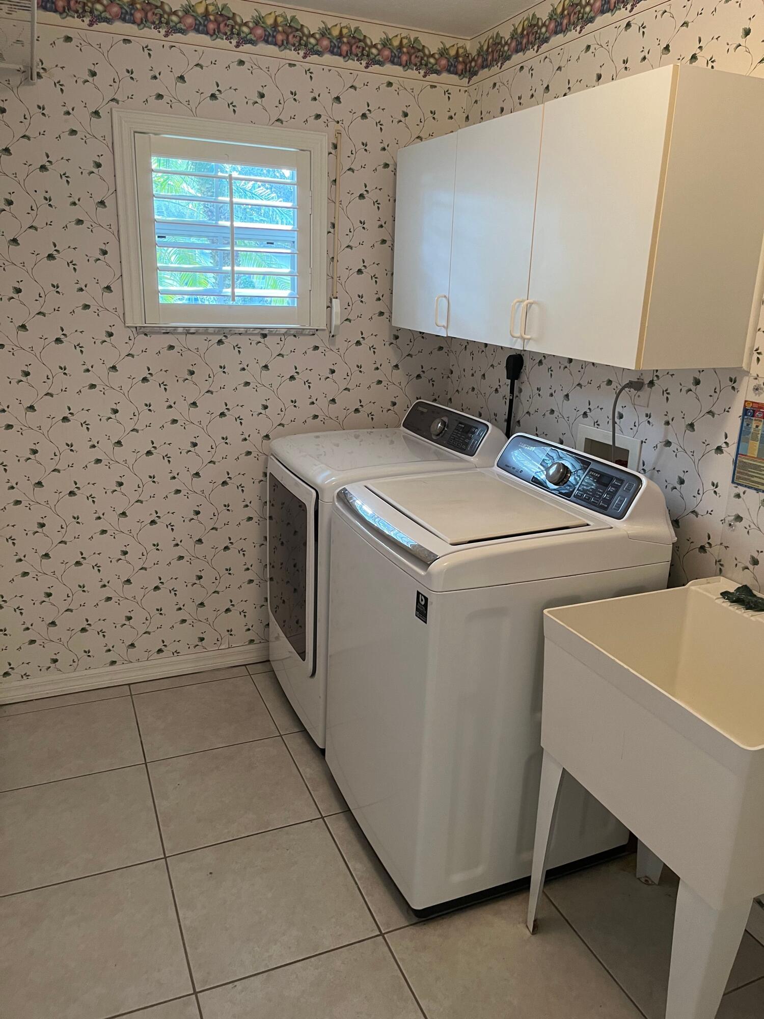 5020 4th Place Property Photo 22