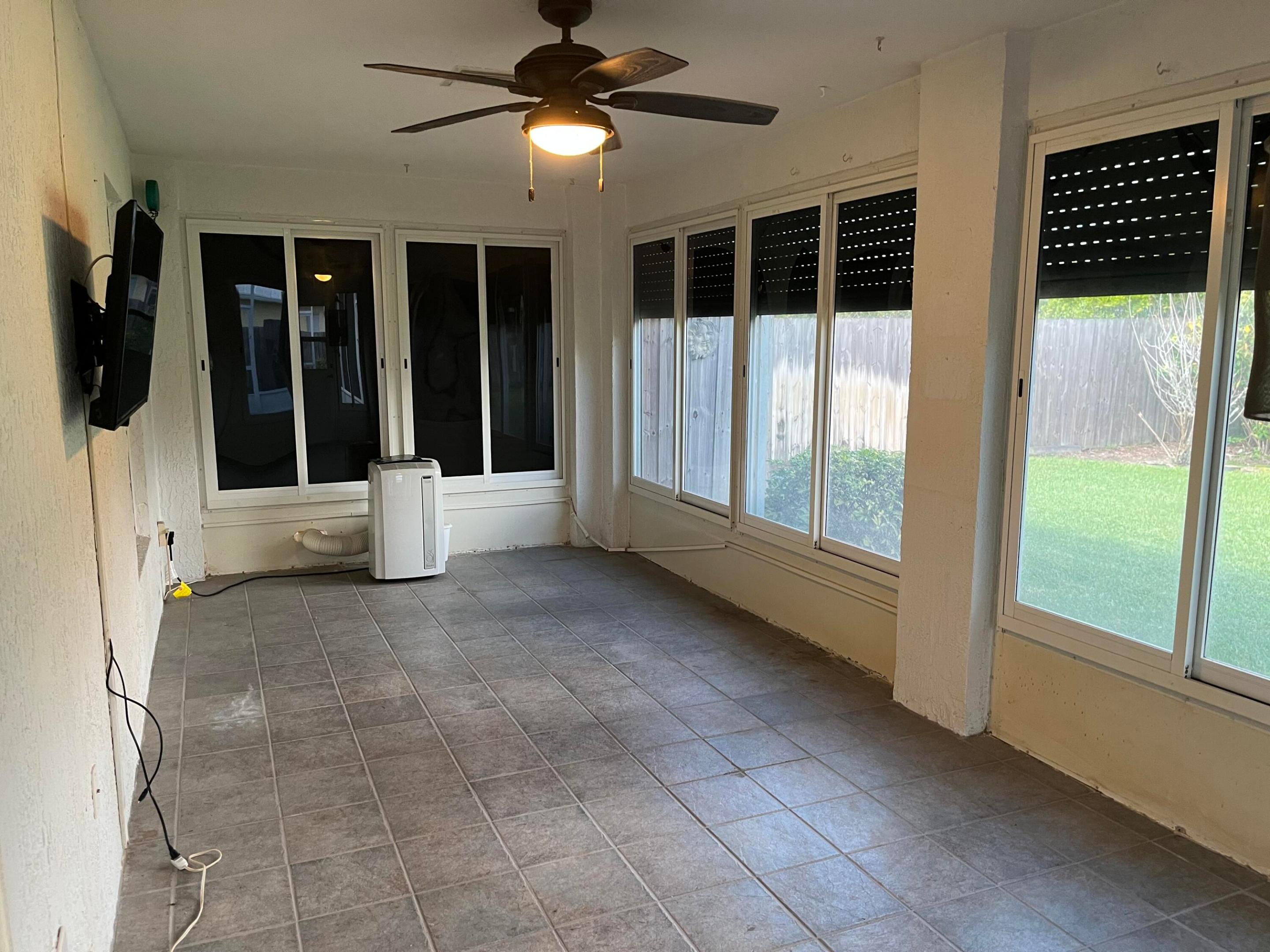 5020 4th Place Property Photo 26