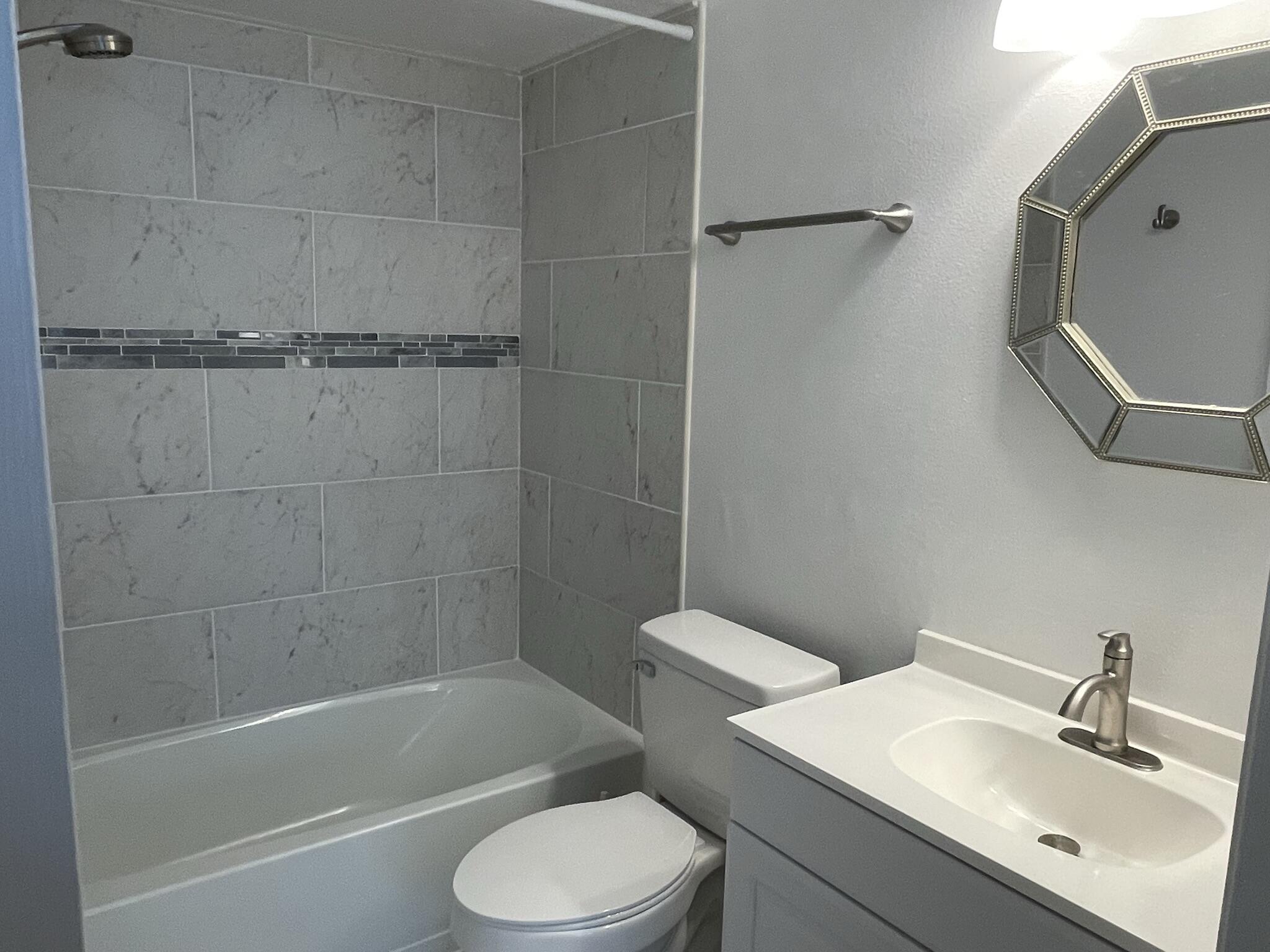 2203 Northlake Drive 2203 Property Photo 4