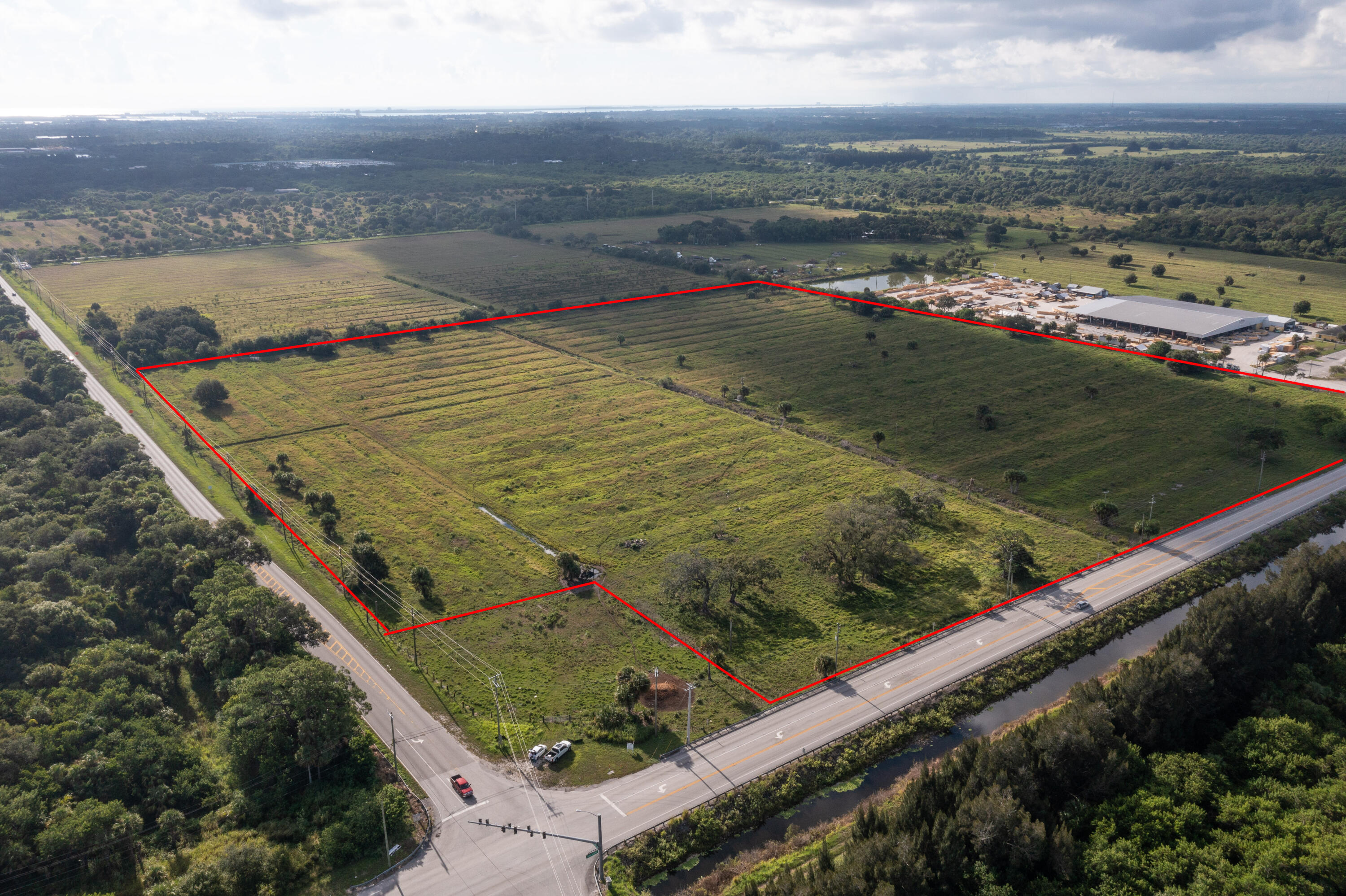 2600 Kings Highway Property Photo 1