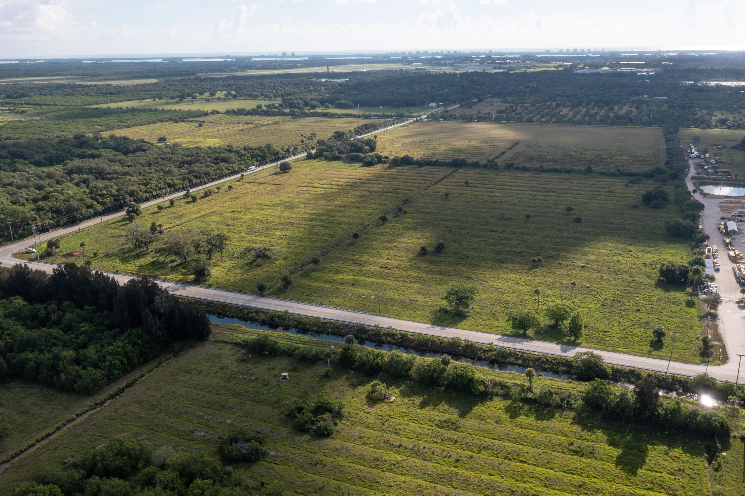 2600 Kings Highway Property Photo 10