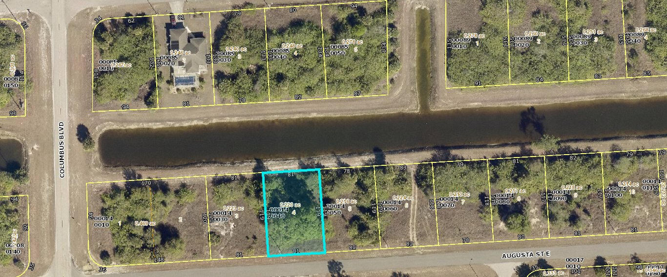 1207 Augusta Street E Property Photo 2